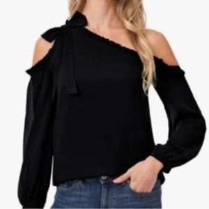 CeCe Black One-Shoulder Top